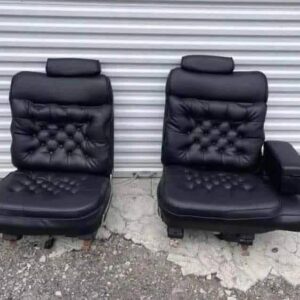 Cadillac Brougham seats 